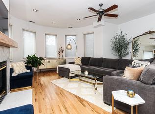 3453 N Racine Ave APT 2S, Chicago, IL 60657