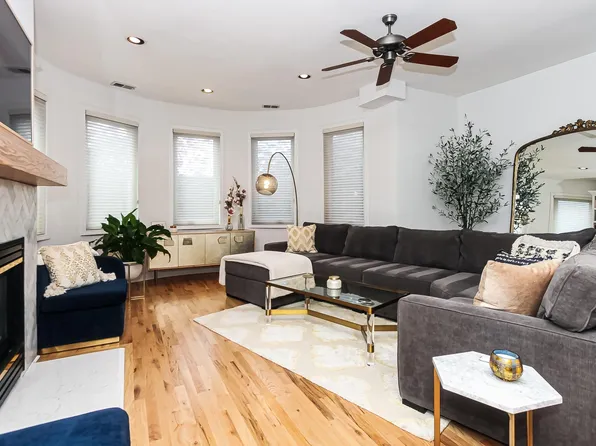 3453 N Racine Ave APT 2S, Chicago, IL 60657