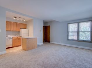 1847 N Prospect Ave #9, Milwaukee, WI 53202