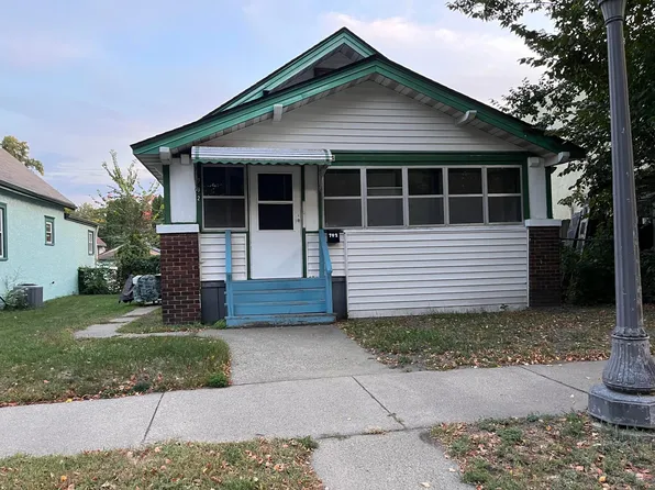 792 Thomas Ave, Saint Paul, MN 55104