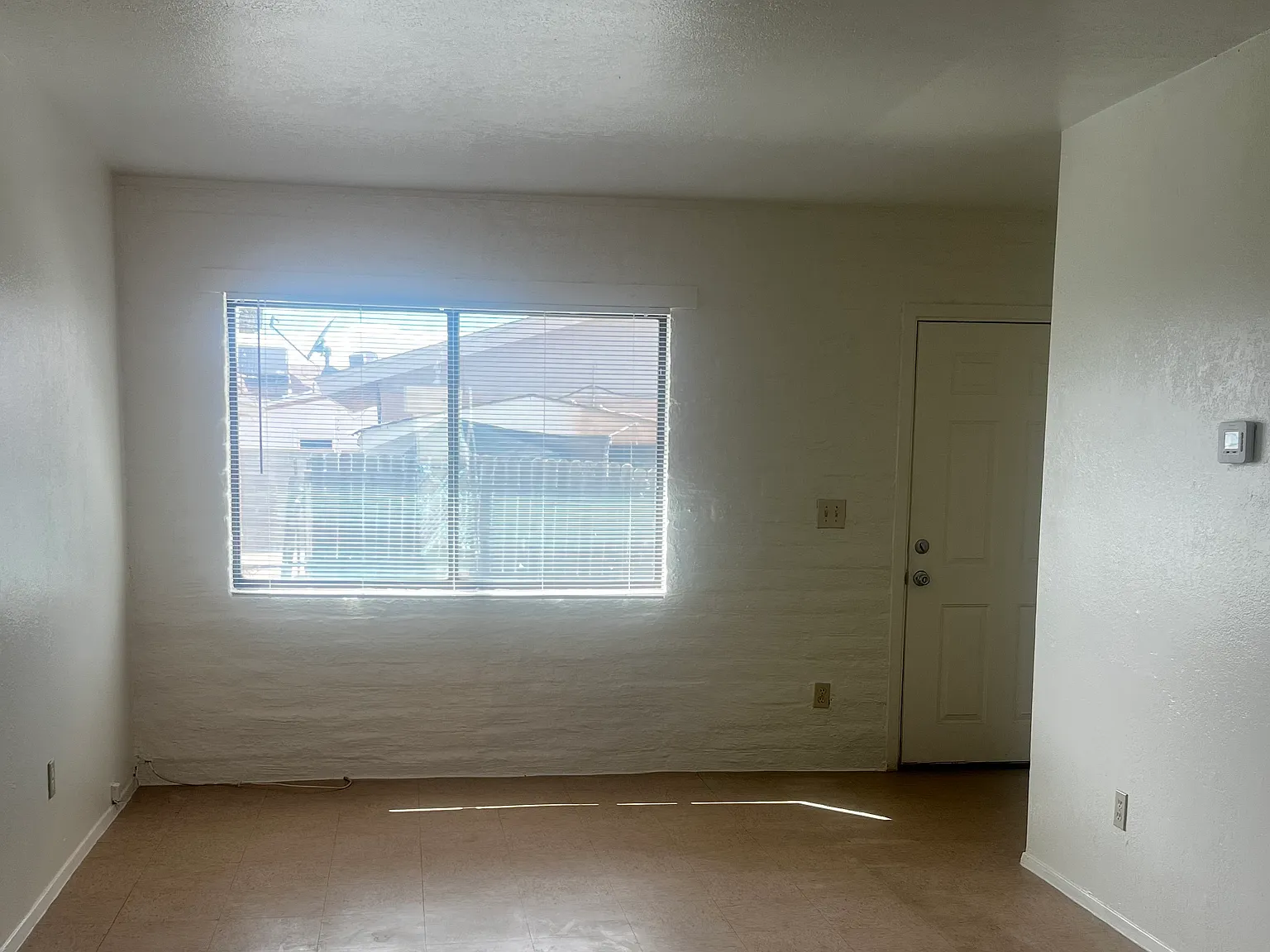 2 bed, $925 — Photo 2
