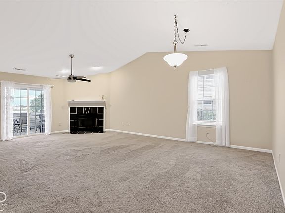 3rd image of 130 Rambling Rd