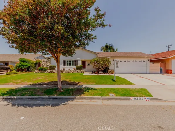9331 La Cortinilla Ave, Fountain Valley, CA 92708
