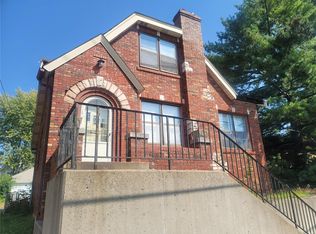 5207 Weber Rd, Saint Louis, MO 63123