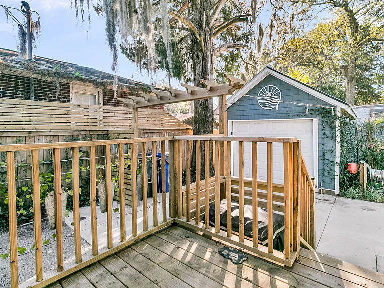 1187 Marquis Rd — Photo 42