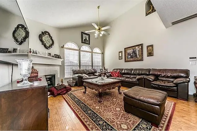 1612 Chester Dr — Photo 12