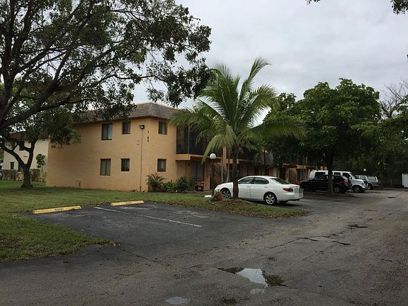 3rd image of 1065 S Flagler Ave APT 705