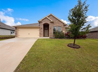 1631 Glade Meadows Dr, Joshua, TX 76058