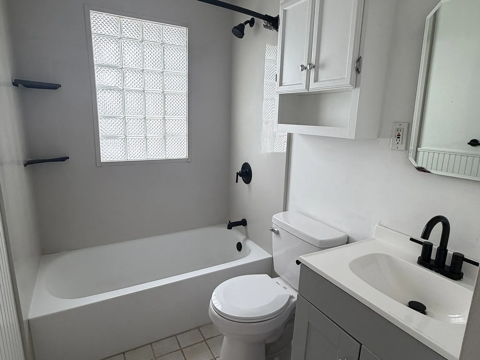2 bed, 650 sqft, $1,795 — Photo 3