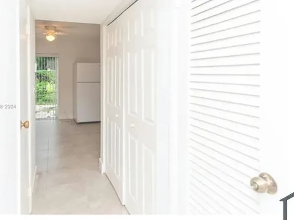 5728 Blueberry Ct #38, Fort Lauderdale, FL 33313