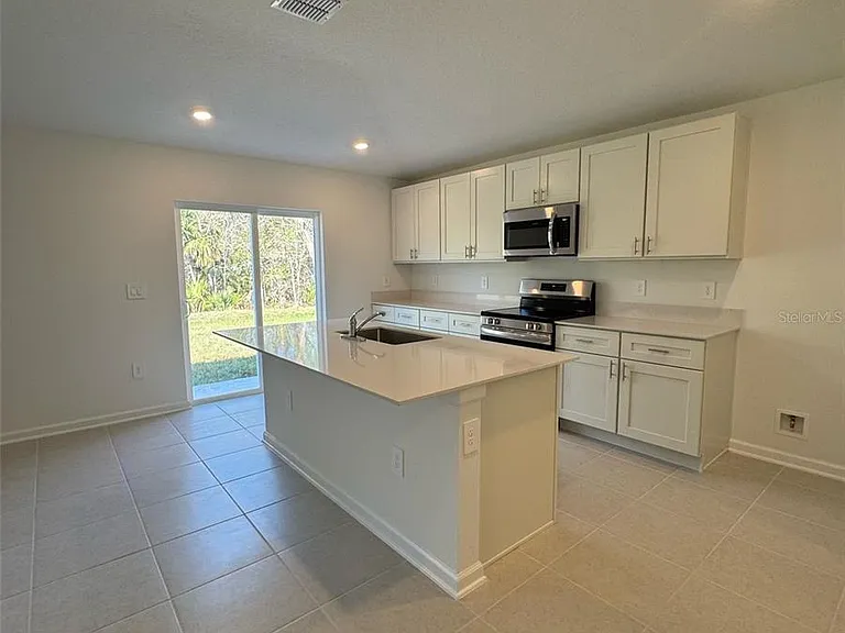 4820 Yellow Elder Way — Photo 3