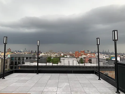 Rented by Rentopia | media 100