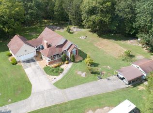 4424 Cathedral Caverns Rd, Woodville, AL 35776