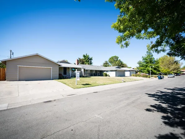 2032 Whitman Way, Sacramento, CA 95822