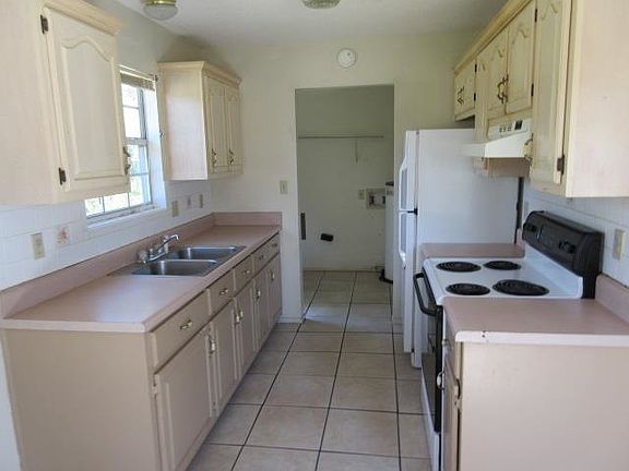 4th image of 640 W Gregory St