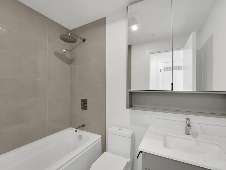 1088 Johnson St — Photo 10