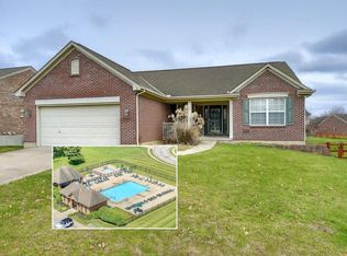 1694 Bingham Cir, Hebron, KY 41048
