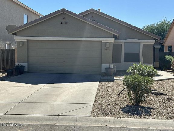 3rd image of 44633 W YUCCA Lane