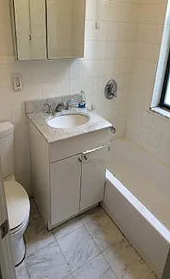 Rented by Flatiron Real Estate Advisors LLC | media 34