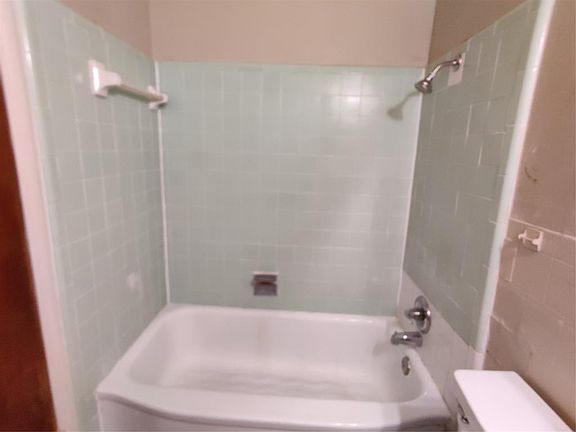 4th image of 331 Pittman St #B