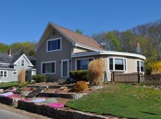 34 Reynard St, Gloucester, MA 01930