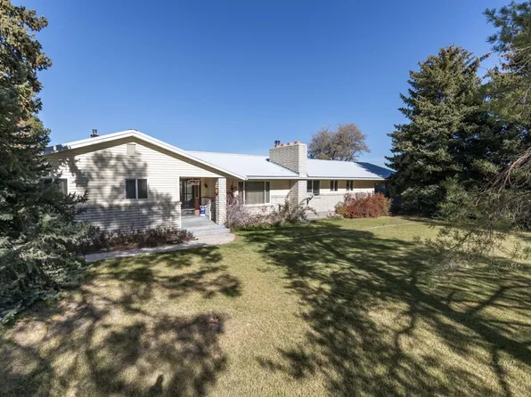 141 Country Club Pkwy, Spring Creek, NV 89815