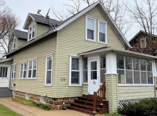 439 N Pine St, Reedsburg, WI 53959