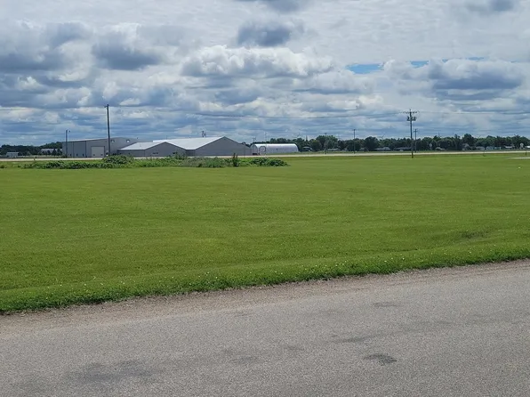 1411 Industrial Park Rd, Minonk, IL 61760