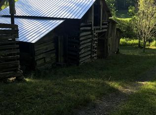 1207 Franks Creek Rd, Robbinsville, NC 28771