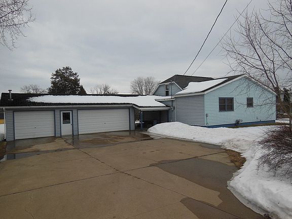 2nd image of 221 W Jefferson St