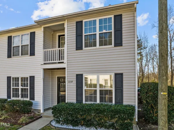 2239 Walnut Ridge Ct, Raleigh, NC 27610