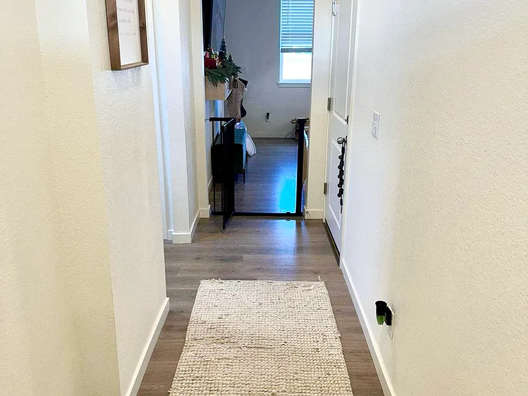 6970 Maidford Dr — Photo 2