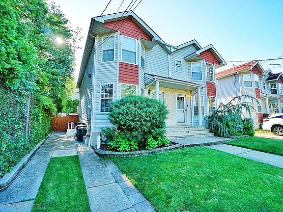 2nd image of 465 Collfield Ave
