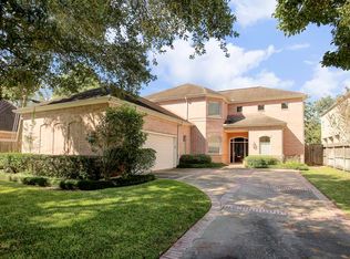 6202 Newcastle St, Bellaire, TX 77401