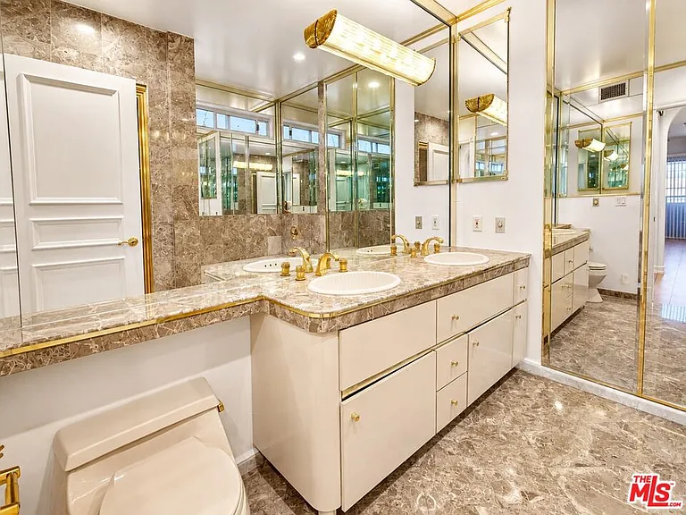 342 N Palm Dr #201 — Photo 18