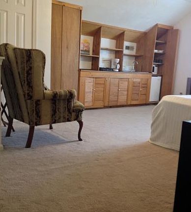 3rd image of 1521 Notley Dr