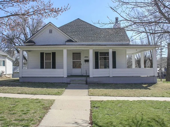 402 N Pine St, Pratt, KS 67124