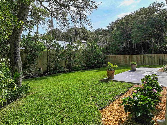 3rd image of 74 Magnolia Dunes Cir