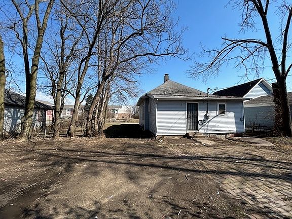 4th image of 1408 N Sheffield Ave