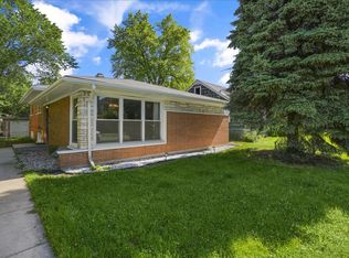 295 E 148th Pl, Harvey, IL 60426