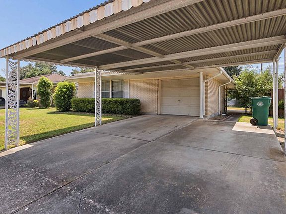 3rd image of 1704 Brenda Ln