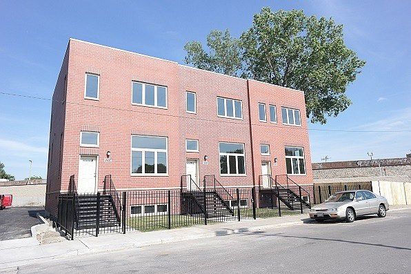 1st image of 3407 S Hoyne Ave