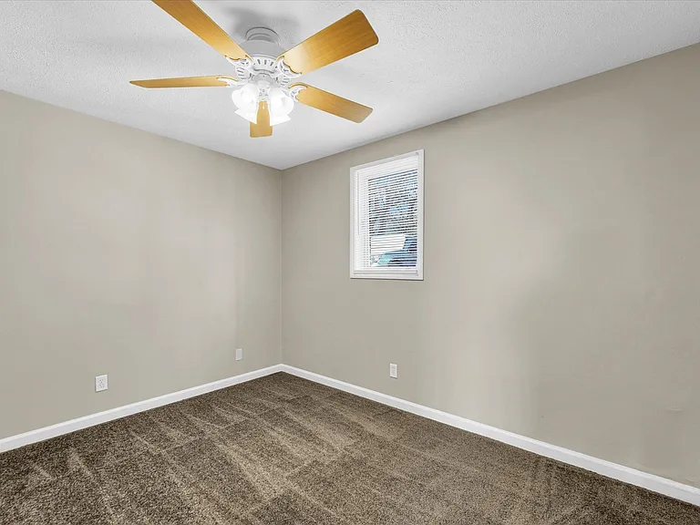 308 College Park Dr — Photo 11