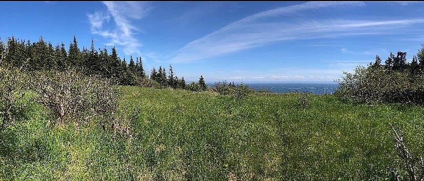1st image of 88-102 Front Road