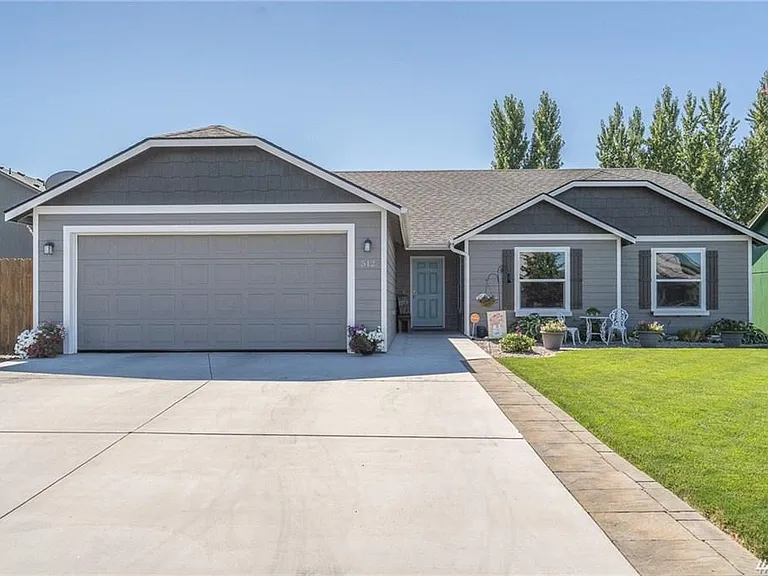 512 S Trillium Way — Photo 1