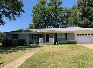 1210 Centenary Dr, Longview, TX 75601