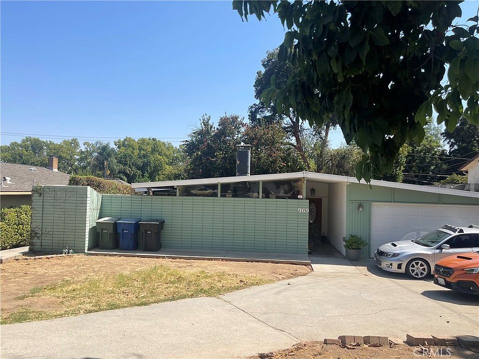1st image of 969 W Edgemont Dr