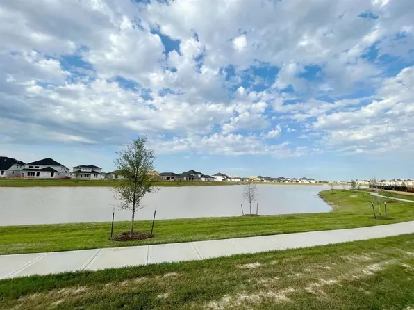 28330 Hannahs Harbor Ln, Katy, TX 77494