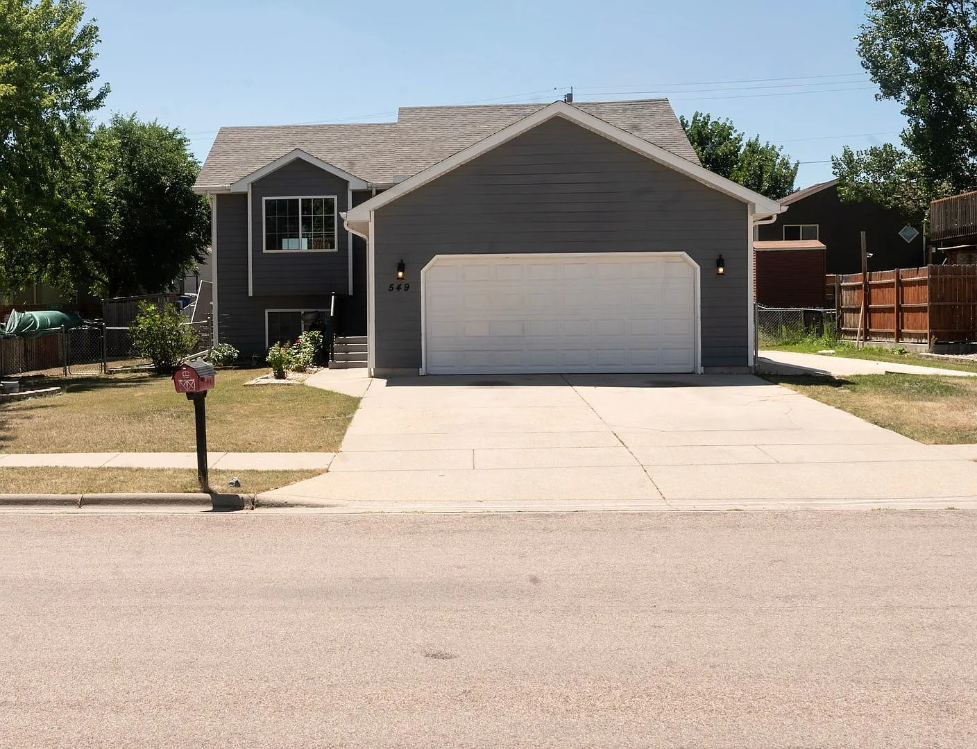~Applications Pending~ * Move-In Special * 4 Bedroom, 2 Bath Home For Rent — Photo 2