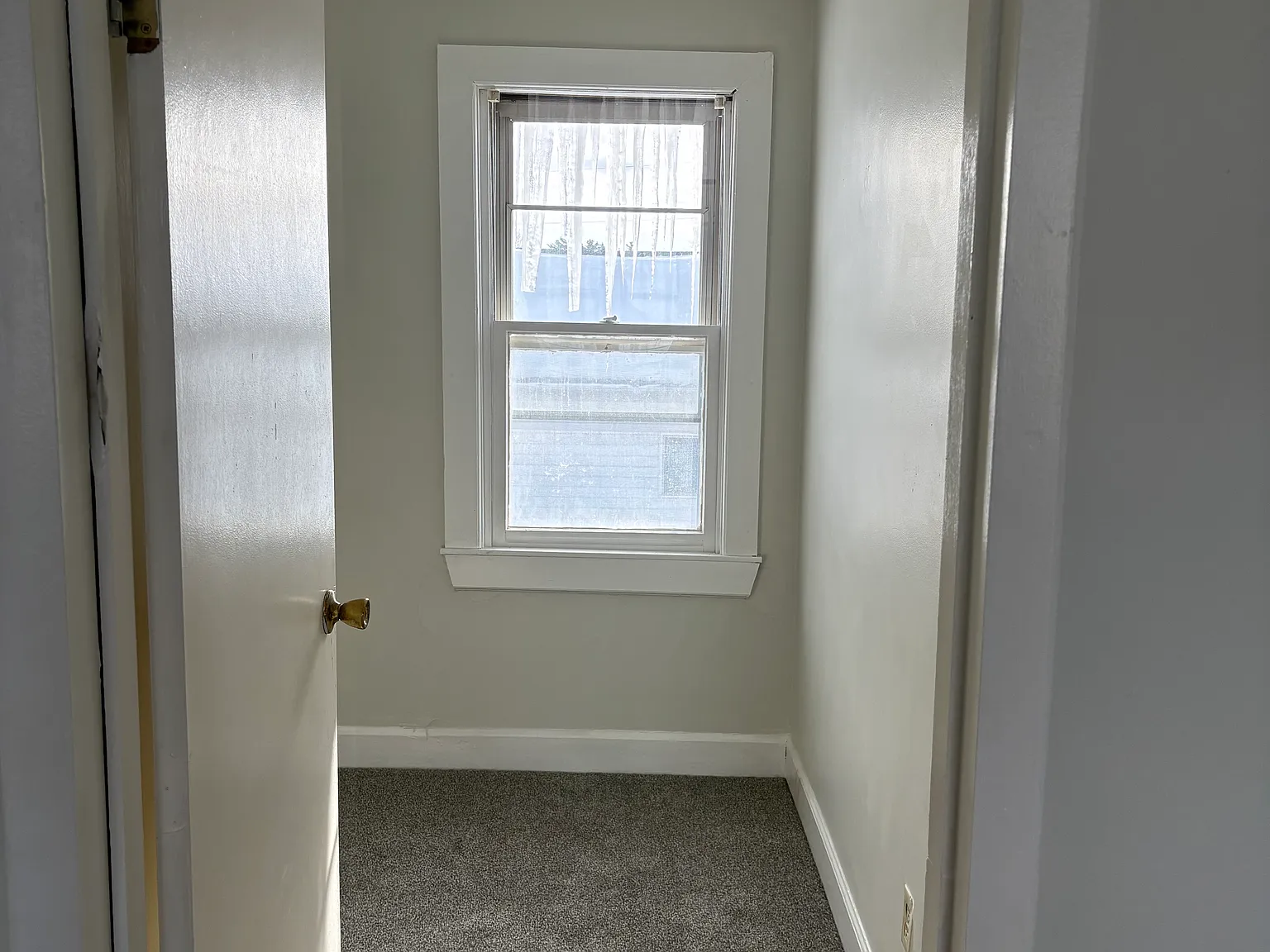 2 bed, $1,200 — Photo 4